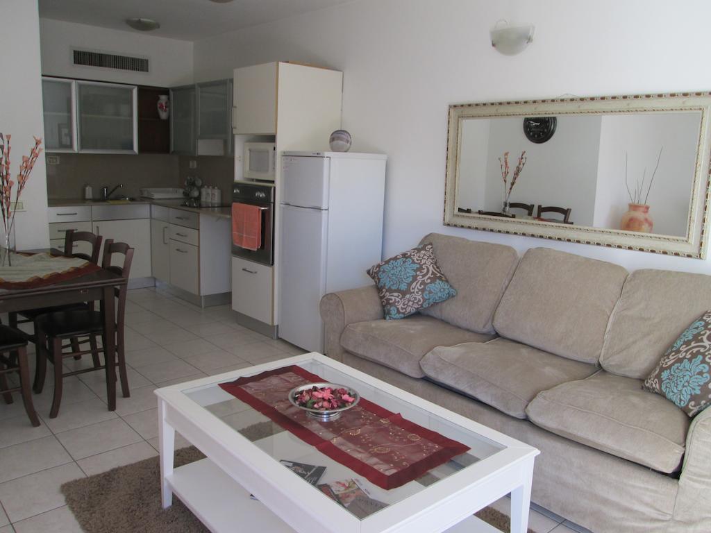 Michelle Suites Herzelia Pituach Phòng bức ảnh